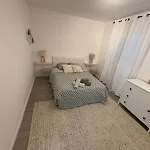 Villa Belle Maison Avec Piscine Privative Dans Résidence Calme Et Securisee *