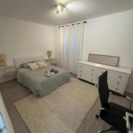 Belle Maison Avec Piscine Privative Dans Calme Et Securisee