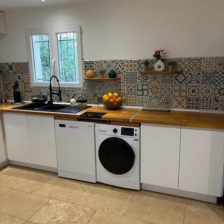 Belle Maison Avec Piscine Privative Dans Calme Et Securisee