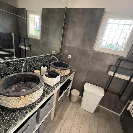 Belle Maison Avec Piscine Privative Dans Calme Et Securisee וילה