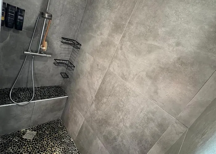 Belle Maison Avec Piscine Privative Dans Calme Et Securisee * Сент-Максім